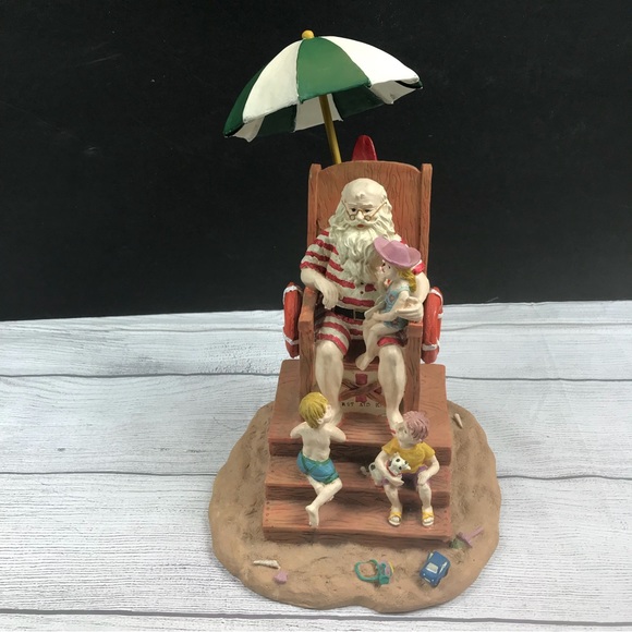 Lifeguard Christmas Santa Statuette by Beachcombers 1996 - Picture 12 of 12